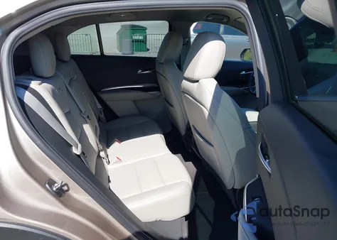 2023 Cadillac Xt4 Fwd Luxury from USA, damaged, VIN 1GYAZAR42PF109650